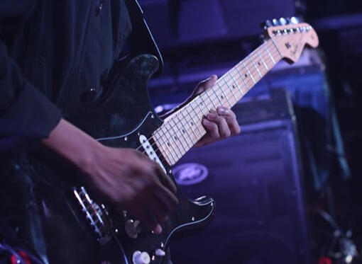 Accelerated lead guitar Acclerated lead guitar logo